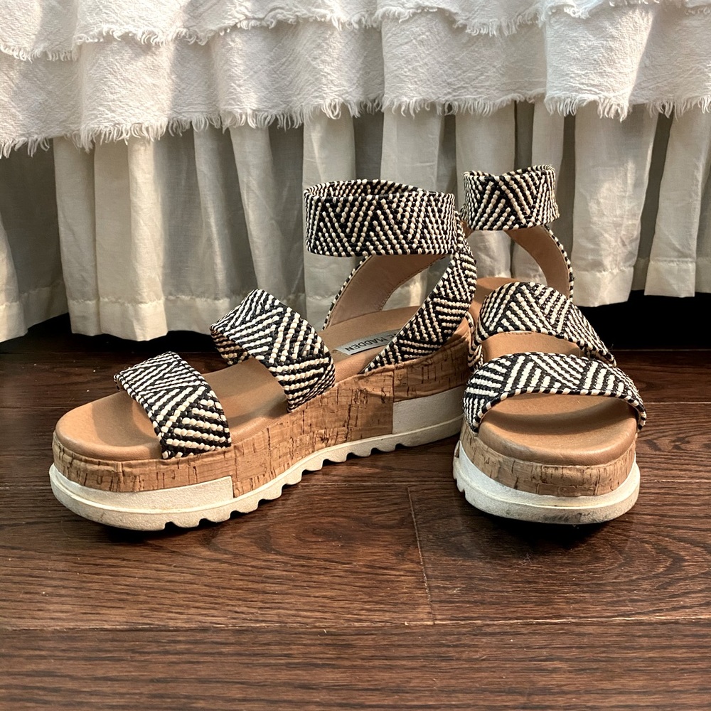 Steve Madden Platform Wedge~